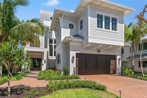 217 13th ST S NAPLES FL 34102