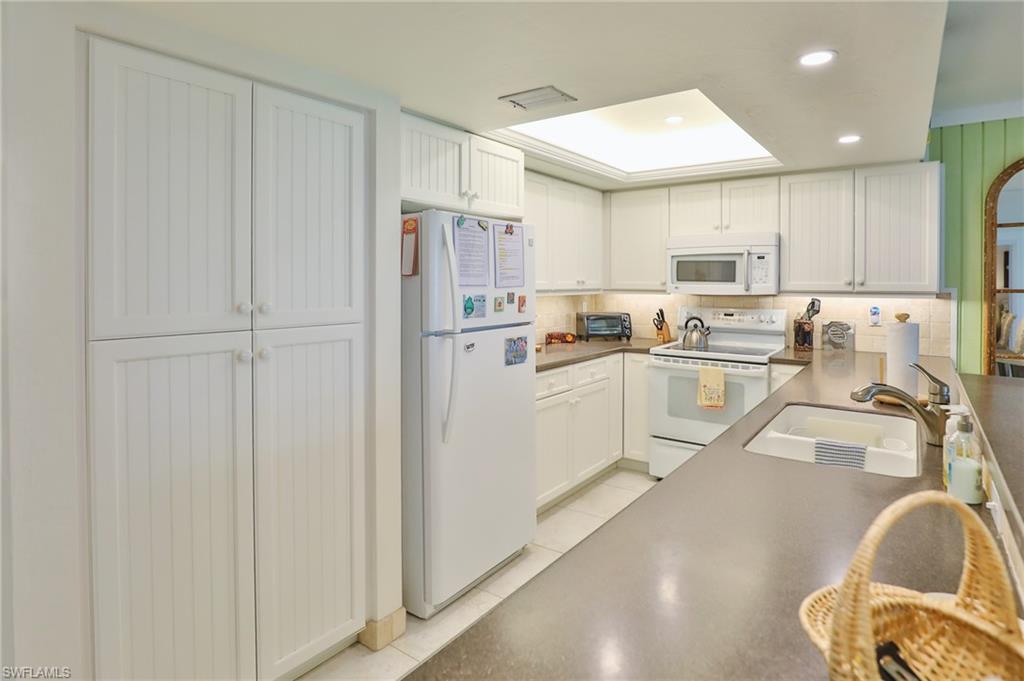 MARINER POINTE CONDO - Residential