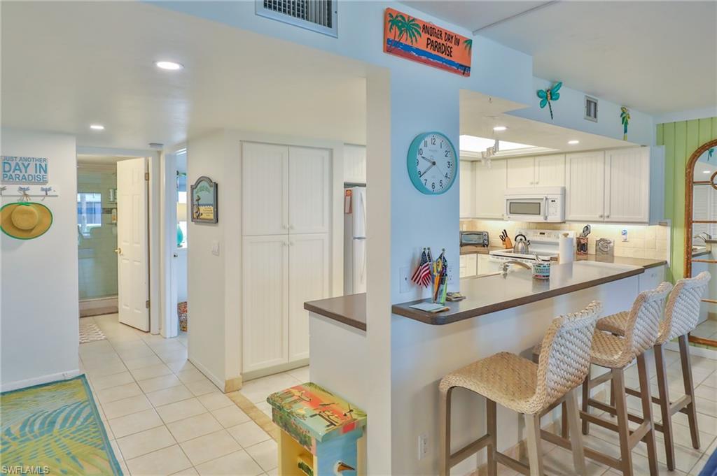 MARINER POINTE CONDO - Residential