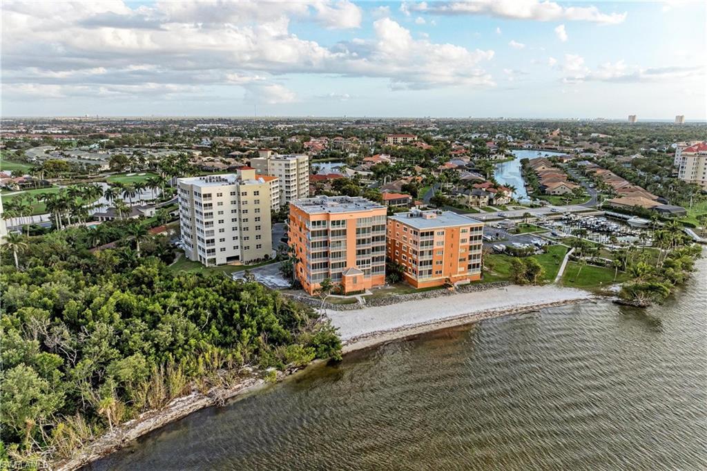 HARBOR PLACE - Residential