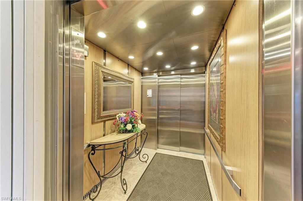 HARBOR PLACE - Residential