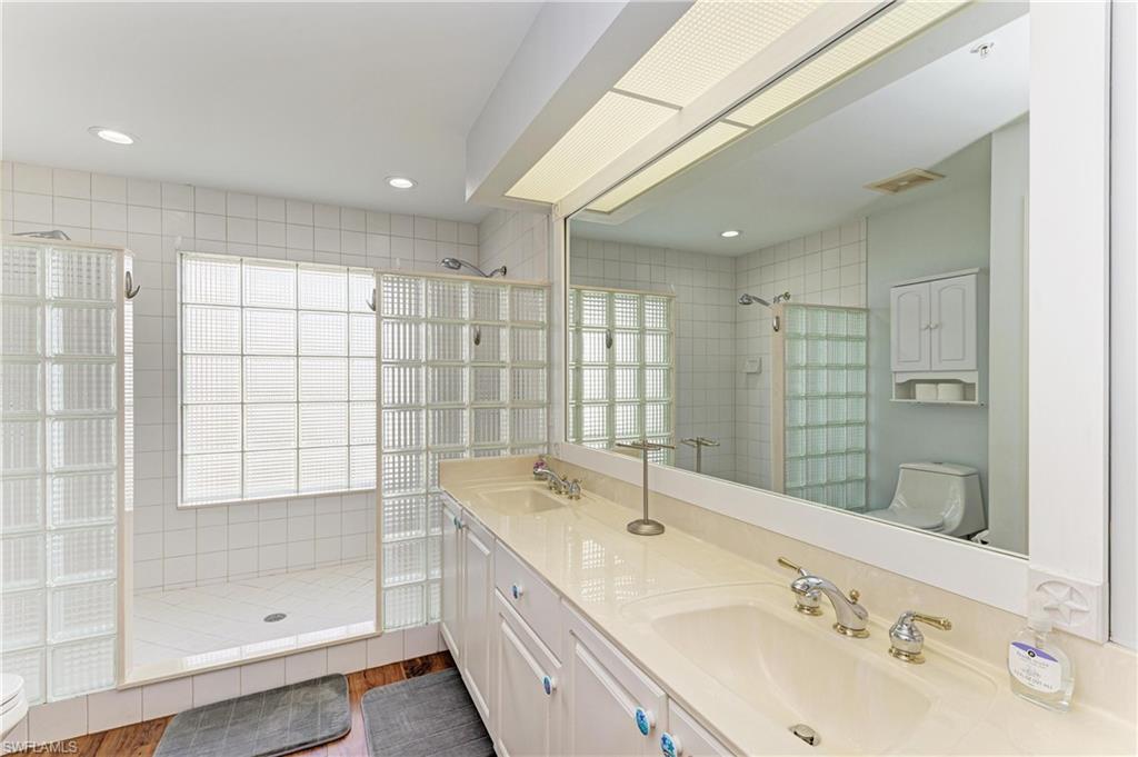 HARBOR PLACE - Residential