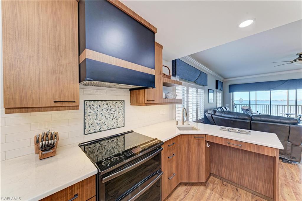 HARBOR PLACE - Residential