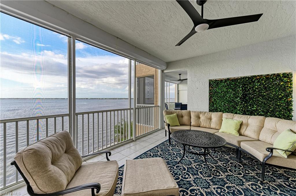 HARBOR PLACE - Residential