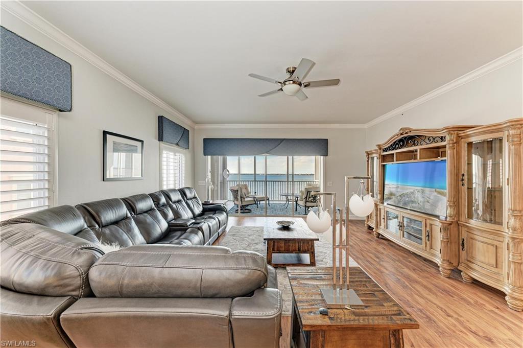 HARBOR PLACE - Residential