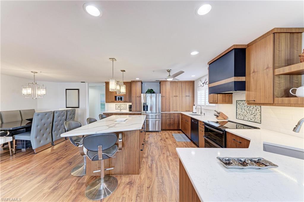 HARBOR PLACE - Residential