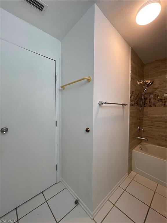 WINDSOR WEST - Residential