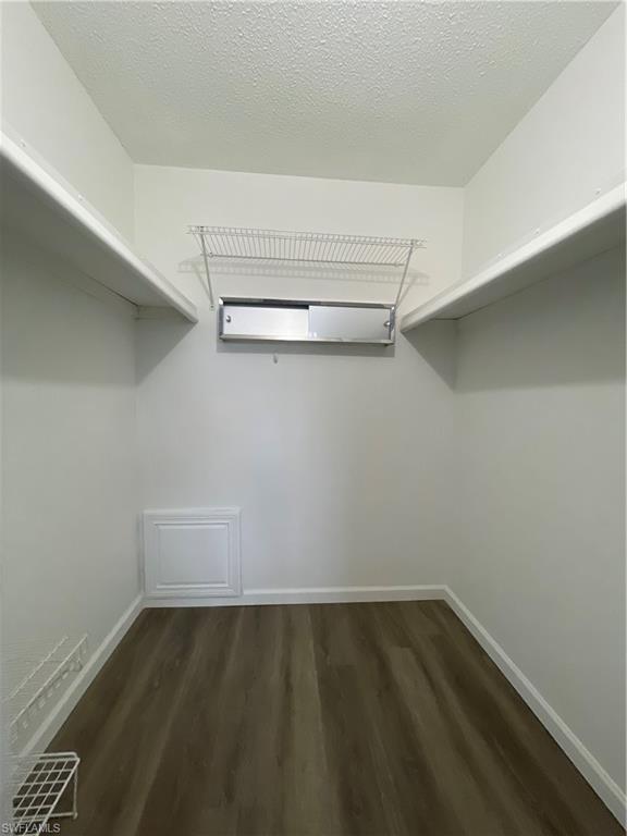 WINDSOR WEST - Residential
