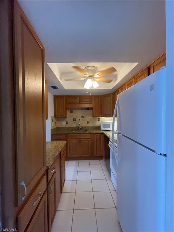 WINDSOR WEST - Residential