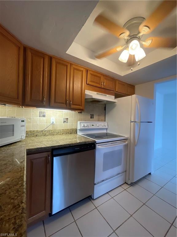 WINDSOR WEST - Residential