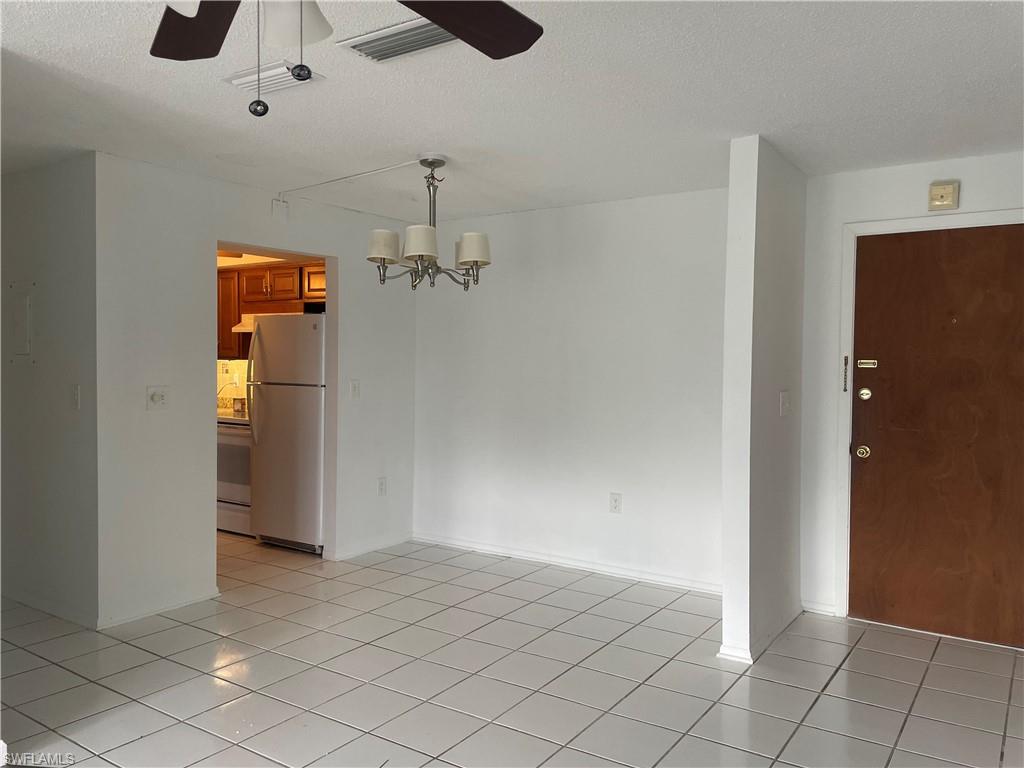 WINDSOR WEST - Residential