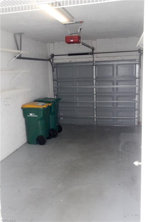 LAKESIDE GARDENS - Residential Lease