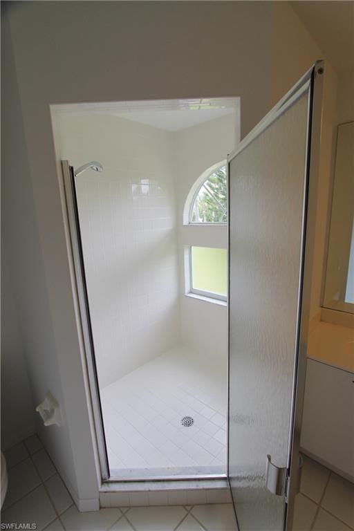 LAKESIDE GARDENS - Residential Lease