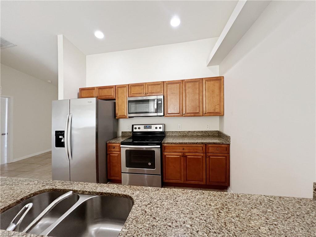 CAPE CORAL - Residential Lease