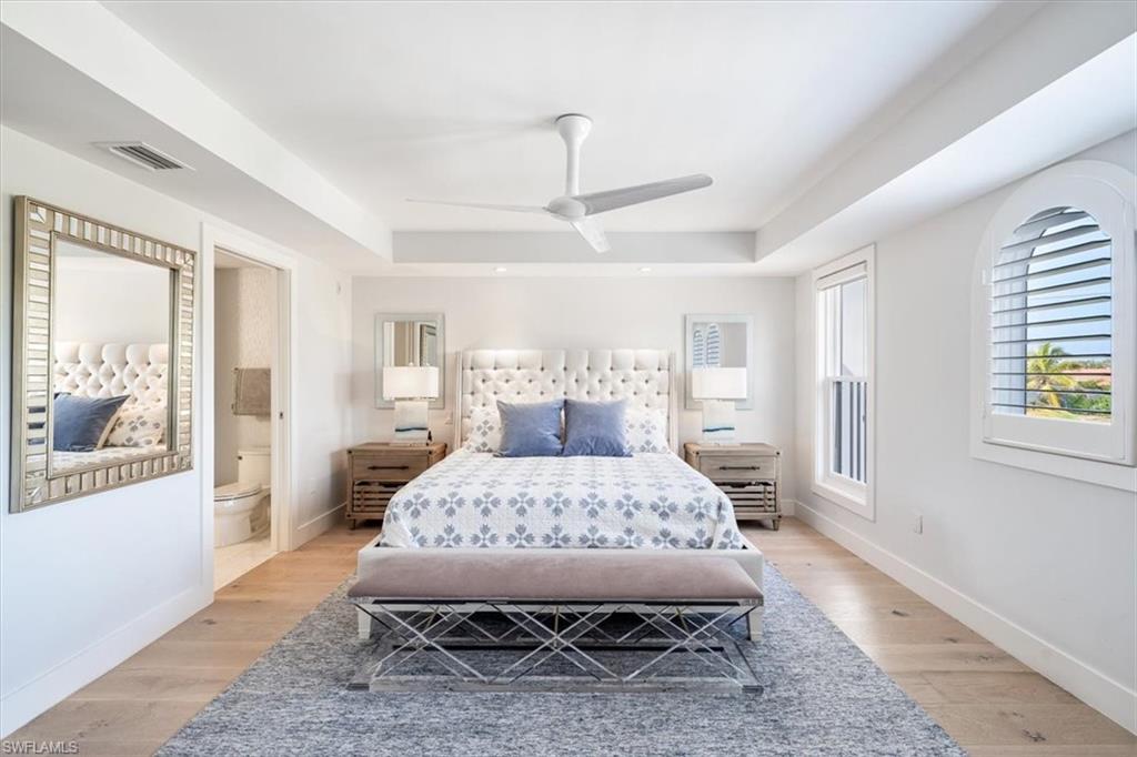 ESMERALDA ON EIGHTH - Residential