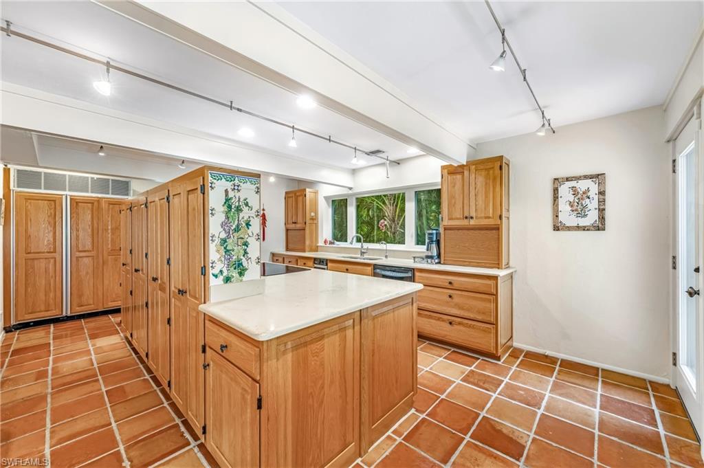 SEASPRAY SUBDIVISION - Residential