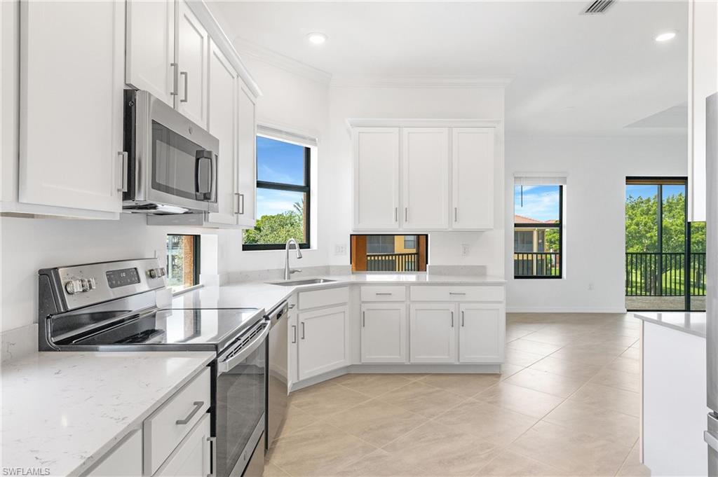 PRENTISS POINTE - Residential