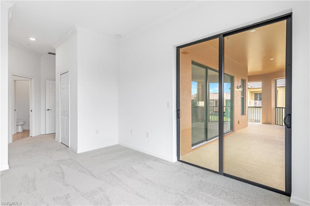 PRENTISS POINTE - Residential