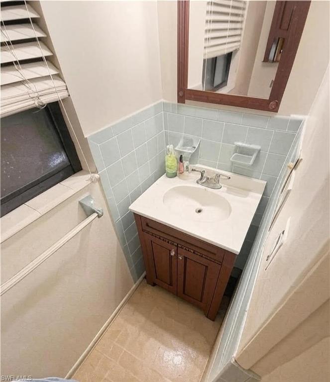 WEDGEWOOD - Residential