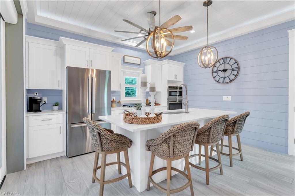 GOLDEN PALMS LUXURY MOTORCOACH RESORT - Land