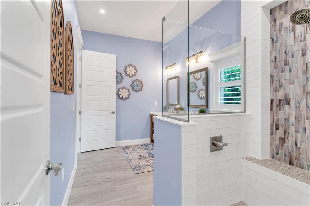 GOLDEN PALMS LUXURY MOTORCOACH RESORT - Land