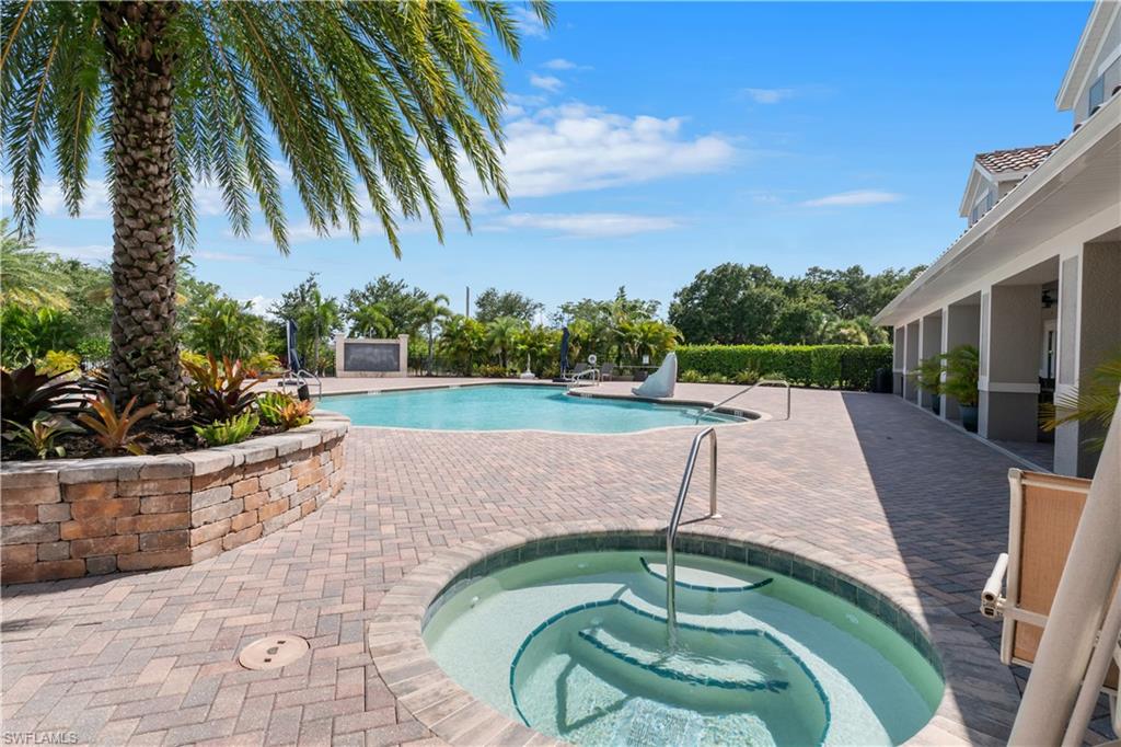 GOLDEN PALMS LUXURY MOTORCOACH RESORT - Land