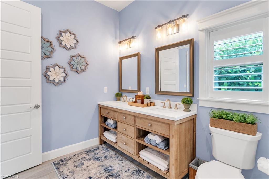 GOLDEN PALMS LUXURY MOTORCOACH RESORT - Land