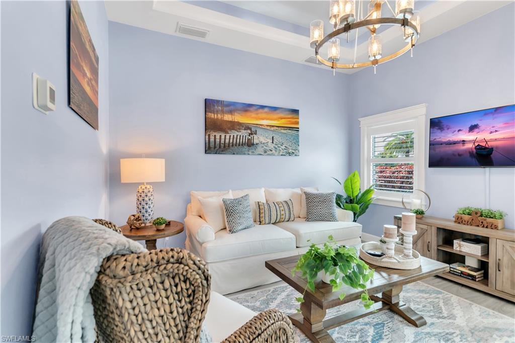 GOLDEN PALMS LUXURY MOTORCOACH RESORT - Land