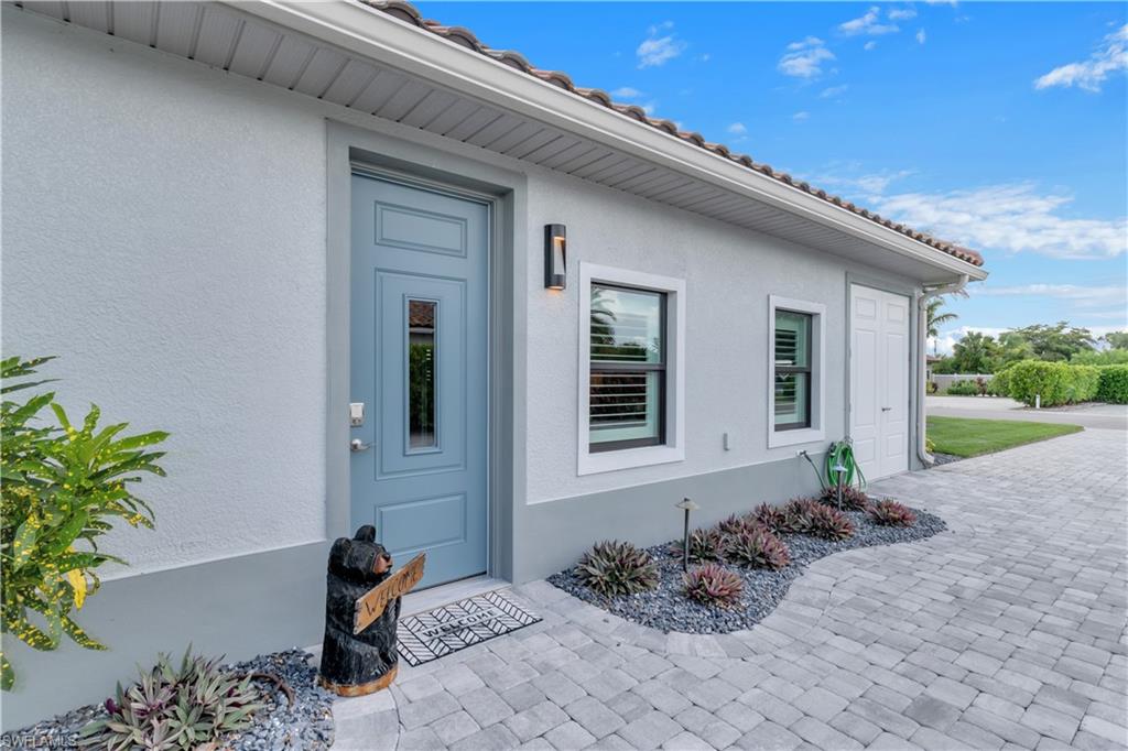 GOLDEN PALMS LUXURY MOTORCOACH RESORT - Land