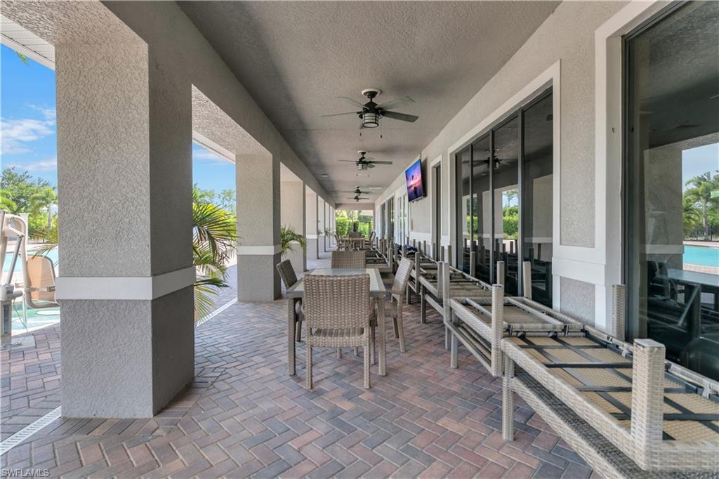 GOLDEN PALMS LUXURY MOTORCOACH RESORT - Land