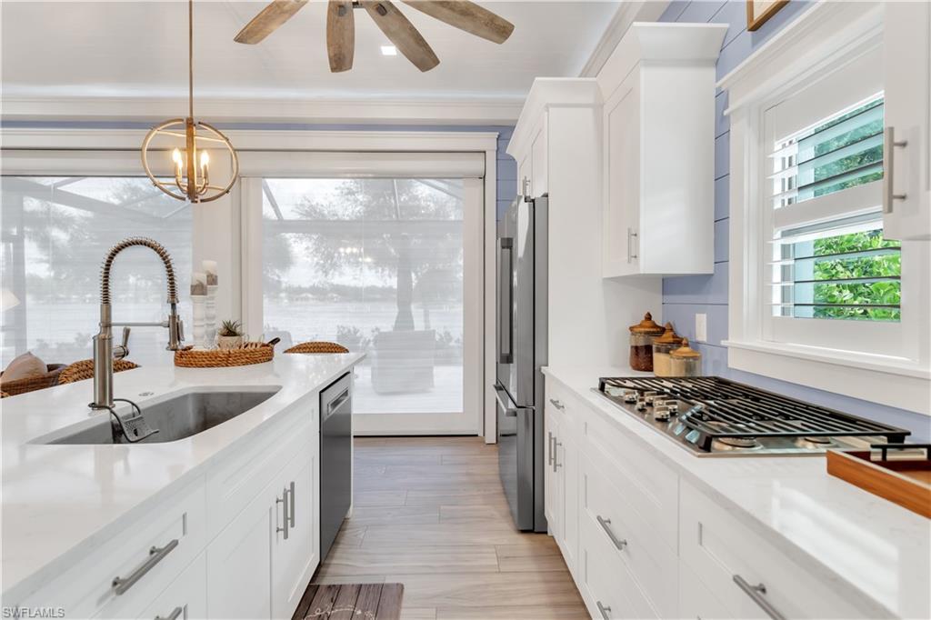 GOLDEN PALMS LUXURY MOTORCOACH RESORT - Land