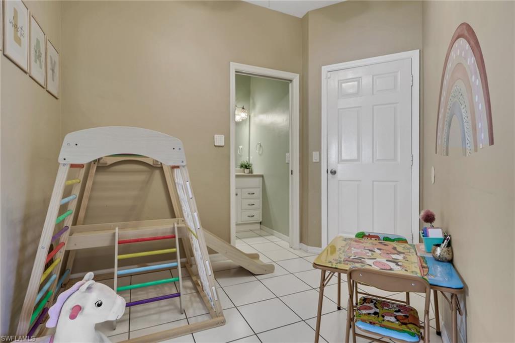 ISLAND CLUB AT CORKSCREW - Residential