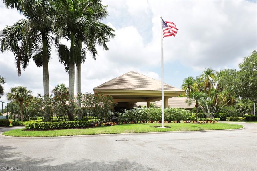 LONGSHORE LAKE - Residential