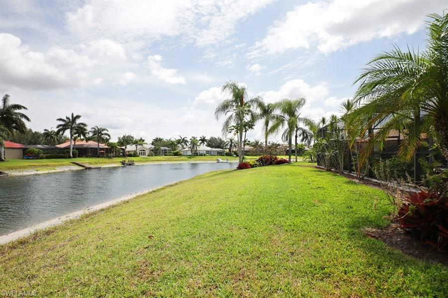 LONGSHORE LAKE - Residential