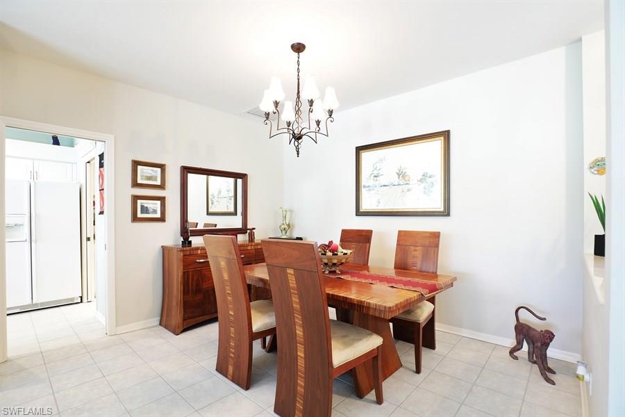 LONGSHORE LAKE - Residential