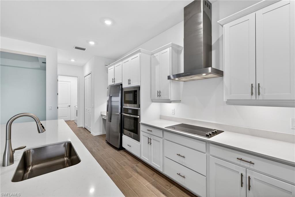 SANDY KEY - Residential