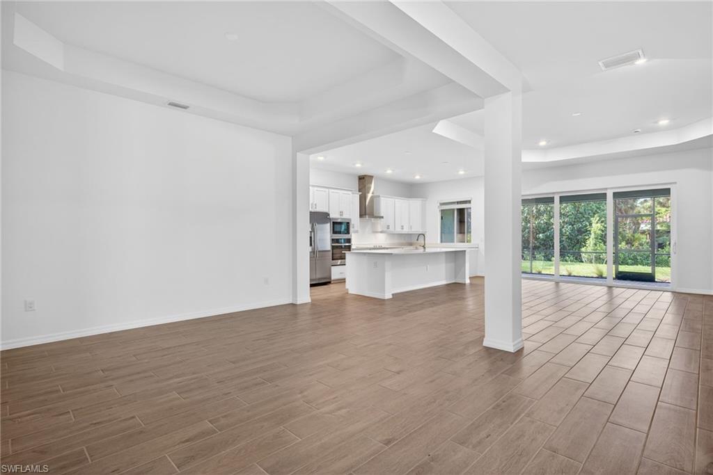 SANDY KEY - Residential