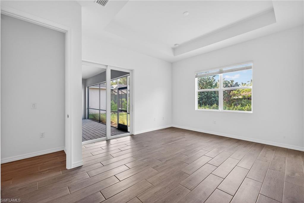 SANDY KEY - Residential