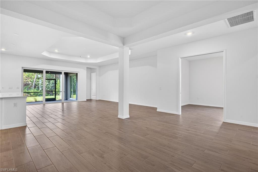 SANDY KEY - Residential