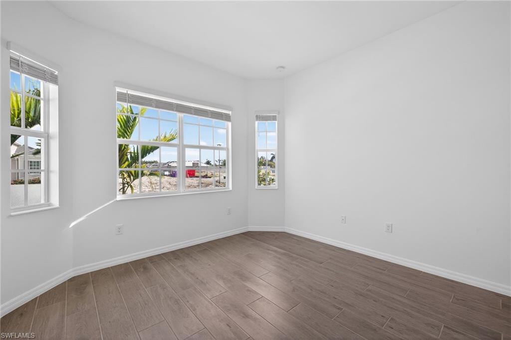 SANDY KEY - Residential