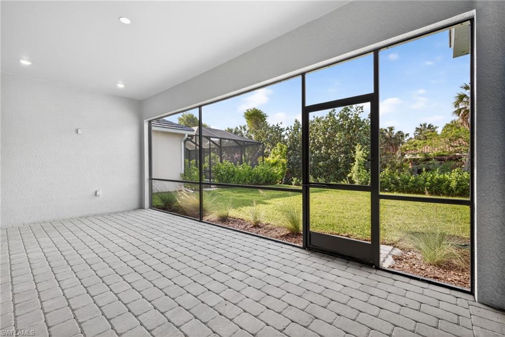 SANDY KEY - Residential