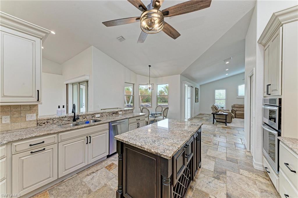 PUNTA GORDA ACRES - Residential