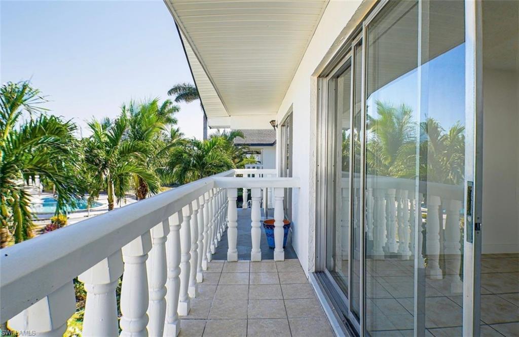 WINDSOR WEST - Residential