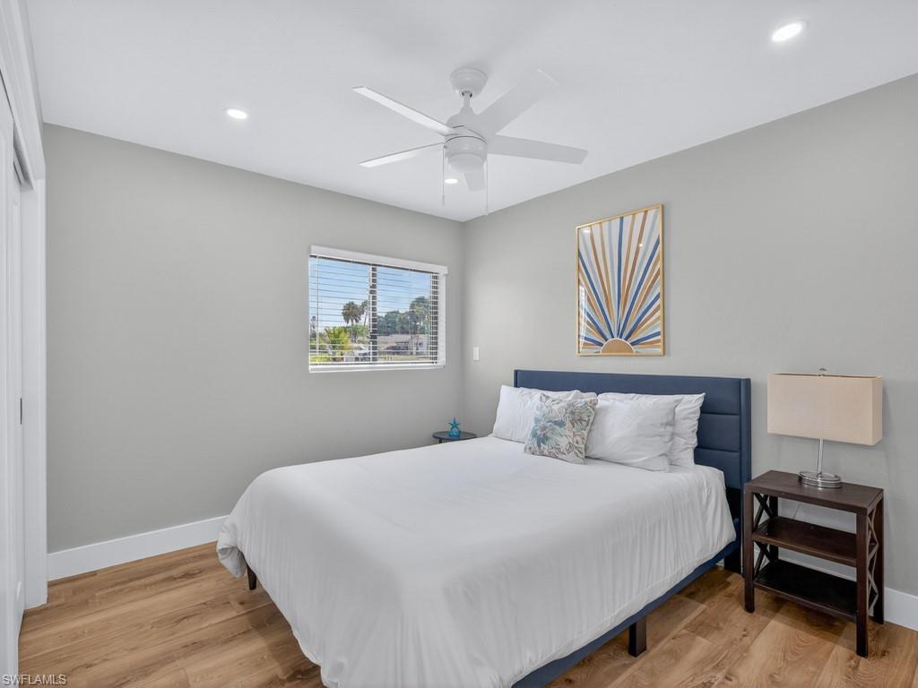 NAPLES PARK - Residential