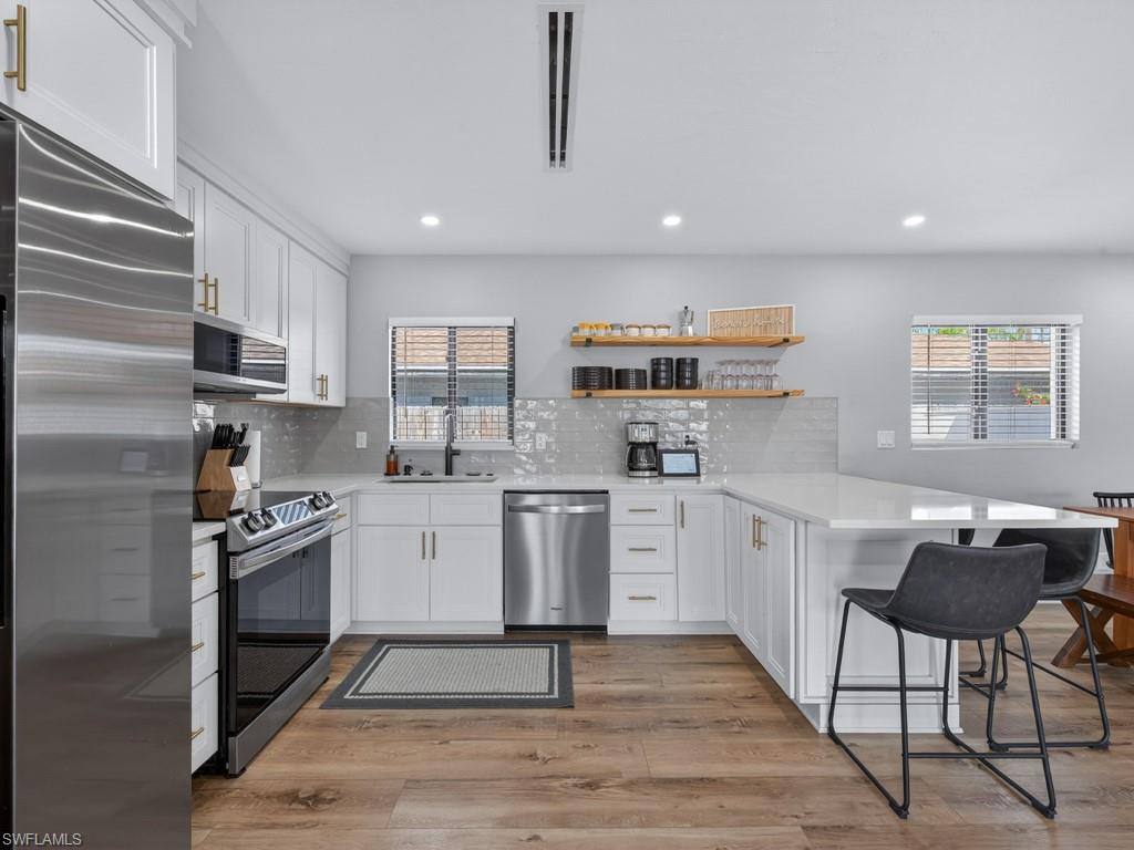 NAPLES PARK - Residential