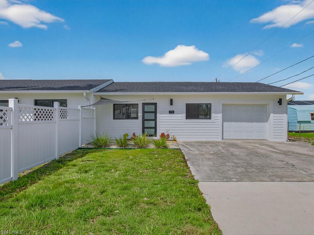 NAPLES PARK - Residential