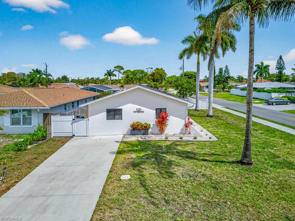 NAPLES PARK - Residential