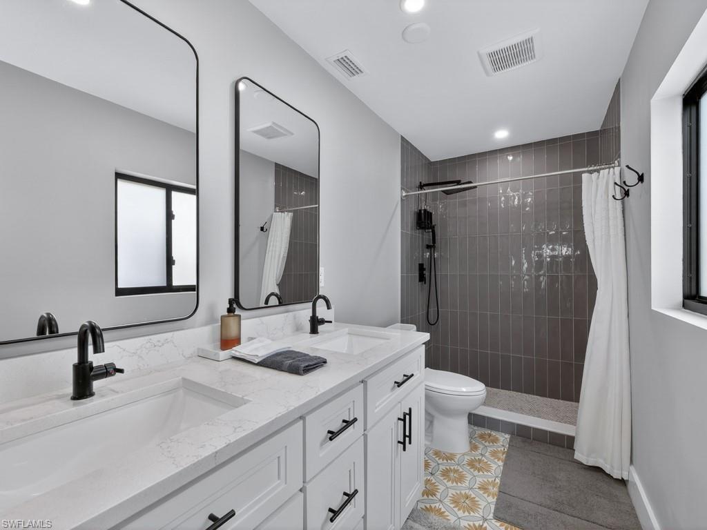 NAPLES PARK - Residential