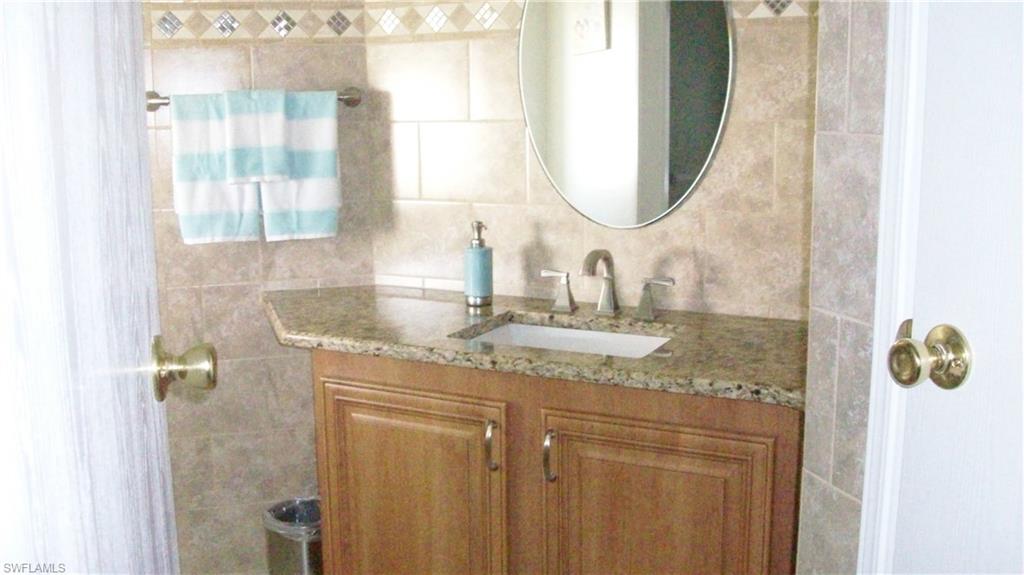 CRYSTAL LAKES - Residential