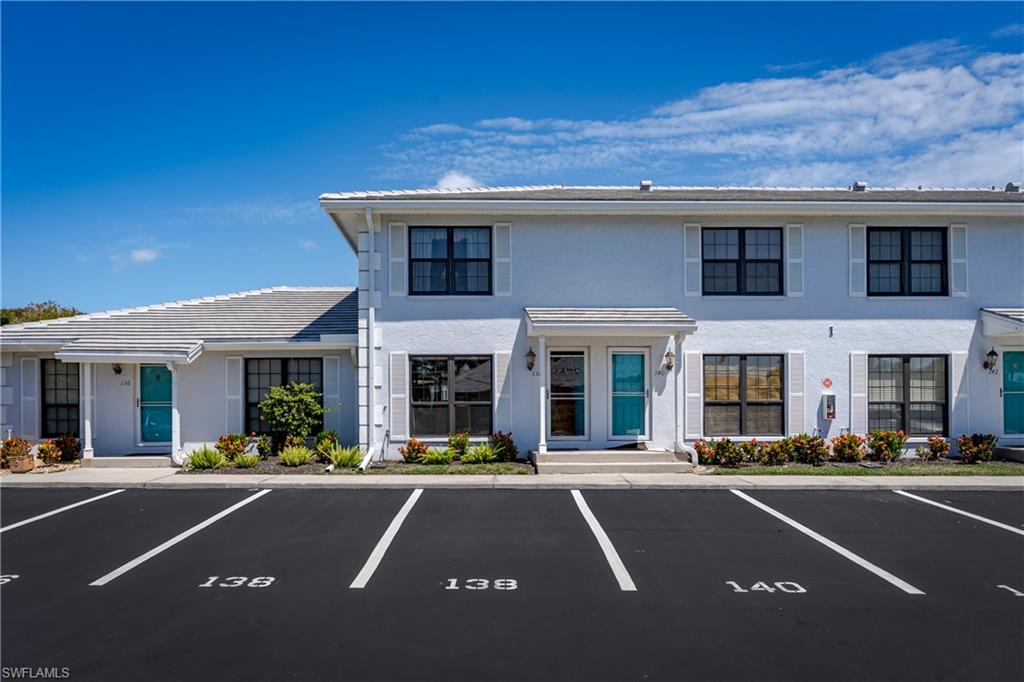 SAN MARCO VILLAS - Residential